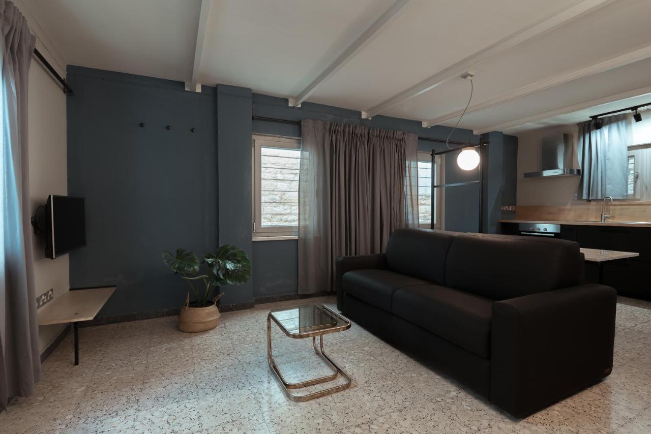 Eins Rooms - City Center Лимасол Экстерьер фото